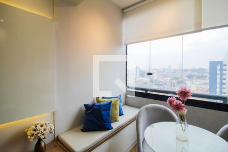 Sala de apartamento para alugar com 2 quartos, 70m² em Jardim Analia Franco, São Paulo