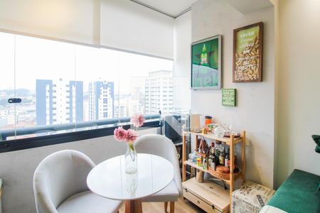 Sala de apartamento para alugar com 2 quartos, 70m² em Jardim Analia Franco, São Paulo