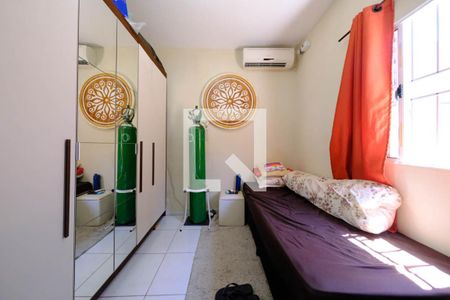 Quarto de casa à venda com 3 quartos, 138m² em Jardim Três Marias, São Paulo