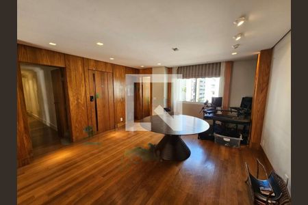 Apartamento à venda com 3 quartos, 163m² em Cerqueira César, São Paulo