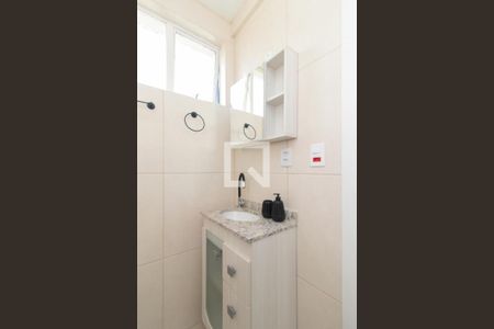 Banheiro de apartamento para alugar com 1 quarto, 40m² em Centro Histórico, Porto Alegre