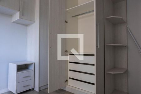 Quarto 1 - Armários de apartamento para alugar com 2 quartos, 59m² em Jardim Santa Fe, Sorocaba