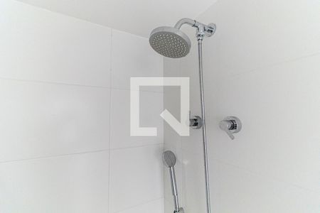 Banheiro de kitnet/studio à venda com 1 quarto, 26m² em República, São Paulo
