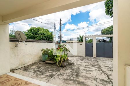 Casa frente - Vista da Sala de casa à venda com 5 quartos, 157m² em Vigário Geral, Rio de Janeiro