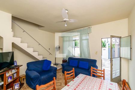 Casa frente - Sala de casa à venda com 5 quartos, 157m² em Vigário Geral, Rio de Janeiro