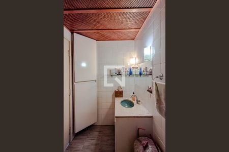 Banheiro de apartamento para alugar com 1 quarto, 50m² em Liberdade, São Paulo