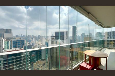 Varanda de apartamento para alugar com 2 quartos, 66m² em Pinheiros, São Paulo