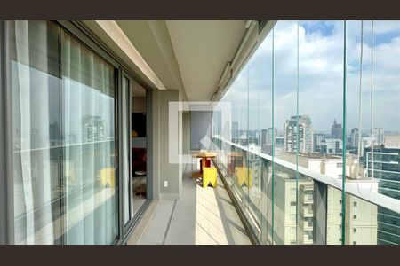 Varanda de apartamento para alugar com 2 quartos, 66m² em Pinheiros, São Paulo