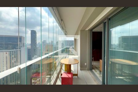 Varanda de apartamento para alugar com 2 quartos, 66m² em Pinheiros, São Paulo
