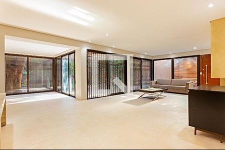 Casa à venda com 4 quartos, 420m² em Brooklin, São Paulo