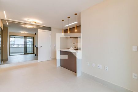 Apartamento para alugar com 2 quartos, 80m² em Indianópolis, São Paulo