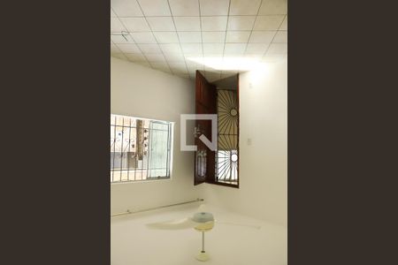 Sala de apartamento para alugar com 2 quartos, 50m² em Mussurunga, Salvador