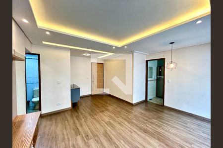 Sala de apartamento para alugar com 2 quartos, 72m² em Vila Rosalia, Guarulhos