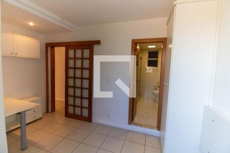 Suíte  de apartamento à venda com 1 quarto, 53m² em Santa Rosa, Niterói