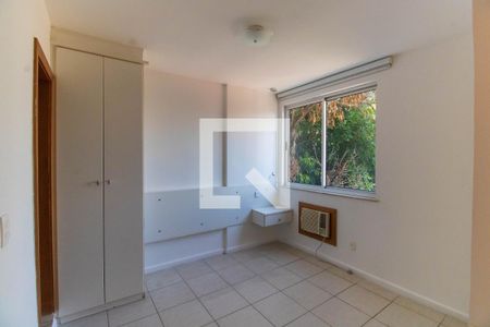 Suíte  de apartamento à venda com 1 quarto, 53m² em Santa Rosa, Niterói