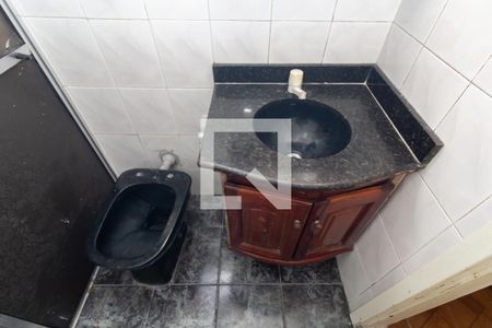 Banheiro de casa para alugar com 1 quarto, 55m² em Parque Savoi City, São Paulo