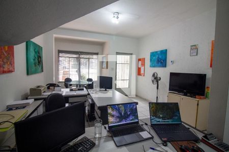 Sala / Sala de Jantar de casa para alugar com 2 quartos, 140m² em Moema, São Paulo