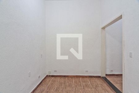 Casa para alugar com 1 quarto, 40m² em Vila Santa Edwiges, São Paulo
