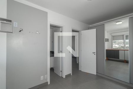 Quarto Suíte de apartamento para alugar com 3 quartos, 72m² em Jardim Itu, Porto Alegre