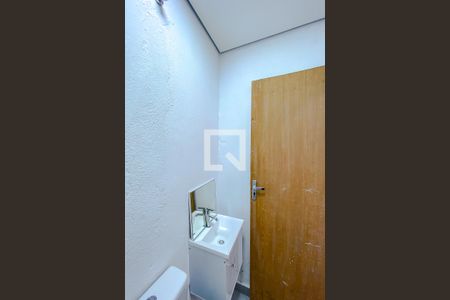 Banheiro de kitnet/studio para alugar com 1 quarto, 22m² em Parque da Mooca, São Paulo