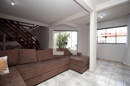 Sala 2 de casa de condomínio para alugar com 3 quartos, 600m² em Sh Contagem, Brasília