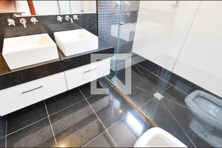 Banheiro Suíte de apartamento para alugar com 4 quartos, 150m² em Cruzeiro, Belo Horizonte