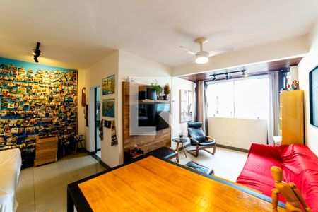 Sala de apartamento à venda com 1 quarto, 60m² em Maria Virgínia, Belo Horizonte