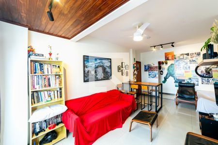 Sala de apartamento à venda com 1 quarto, 60m² em Maria Virgínia, Belo Horizonte