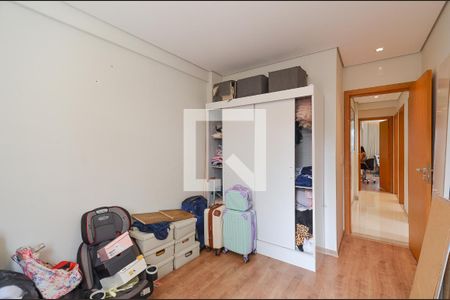 Quarto 2 de apartamento à venda com 4 quartos, 300m² em Fernão Dias, Belo Horizonte