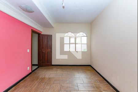 Quarto 1 de casa para alugar com 3 quartos, 150m² em Caiçaras, Belo Horizonte