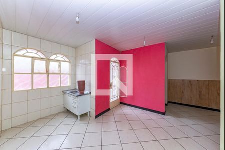 Sala 2 de casa para alugar com 3 quartos, 150m² em Caiçaras, Belo Horizonte