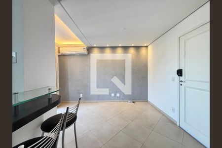 Sala/Cozinha de apartamento para alugar com 1 quarto, 47m² em Itaim Bibi, São Paulo