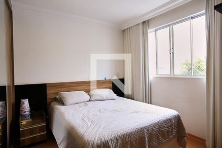 Suíte de apartamento à venda com 4 quartos, 160m² em Fernão Dias, Belo Horizonte