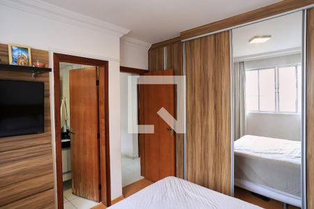 Suíte de apartamento à venda com 4 quartos, 160m² em Fernão Dias, Belo Horizonte