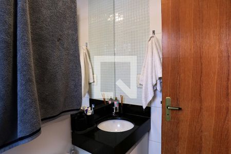 Banheiro da Suíte de apartamento à venda com 4 quartos, 160m² em Fernão Dias, Belo Horizonte
