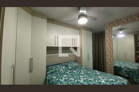 Quarto de casa à venda com 3 quartos, 111m² em Vila Carmosina, São Paulo