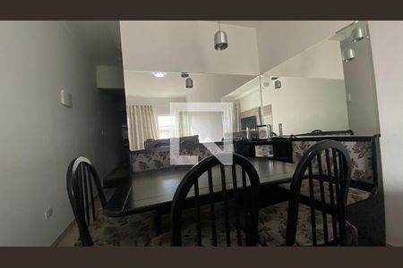 Sala de casa à venda com 3 quartos, 111m² em Vila Carmosina, São Paulo