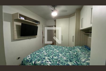 Quarto de casa à venda com 3 quartos, 111m² em Vila Carmosina, São Paulo