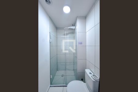 Banheiro de kitnet/studio para alugar com 1 quarto, 25m² em Tatuapé, São Paulo