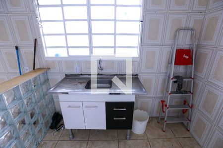 Cozinha de casa para alugar com 1 quarto, 50m² em Vila Francos, São Paulo