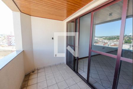 Apartamento para alugar com 3 quartos, 112m² em Centro, Taubaté