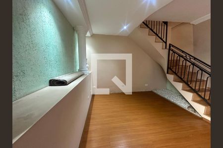 Sala de casa para alugar com 3 quartos, 220m² em Jardim Belval, Barueri