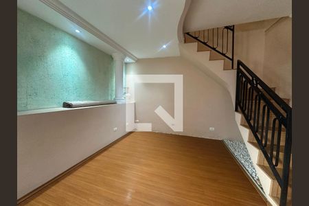 Sala de casa para alugar com 3 quartos, 220m² em Jardim Belval, Barueri