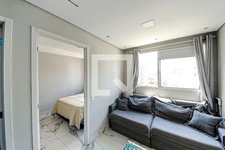 Sala/Cozinha de apartamento para alugar com 2 quartos, 32m² em Parque São Lourenço, São Paulo
