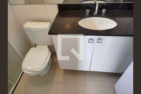 Banheiro de apartamento para alugar com 1 quarto, 40m² em Vila Regente Feijó, São Paulo