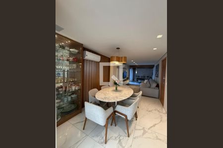 Sala  de apartamento à venda com 4 quartos, 259m² em Funcionários, Belo Horizonte