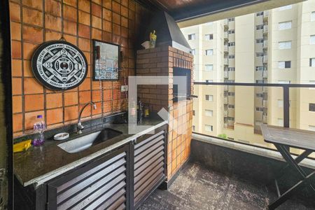 Apartamento para alugar com 3 quartos, 160m² em Vila Alzira, Guarujá