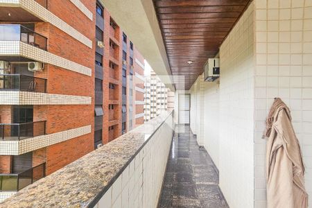 Apartamento para alugar com 3 quartos, 160m² em Vila Alzira, Guarujá