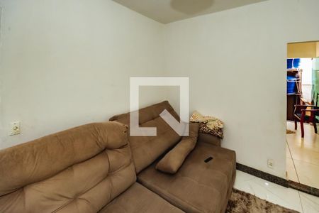 Sala de TV de apartamento para alugar com 2 quartos, 72m² em Evereste, Ribeirão das Neves