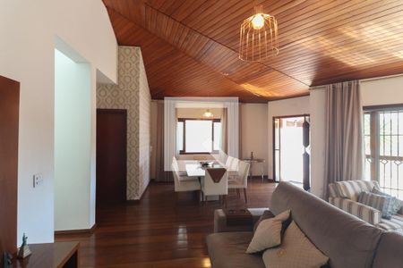 Sala de casa à venda com 4 quartos, 325m² em Jardim Guapira, São Paulo